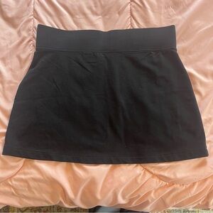 BAY POINTE Stretchy Black Women's Mini Skirt